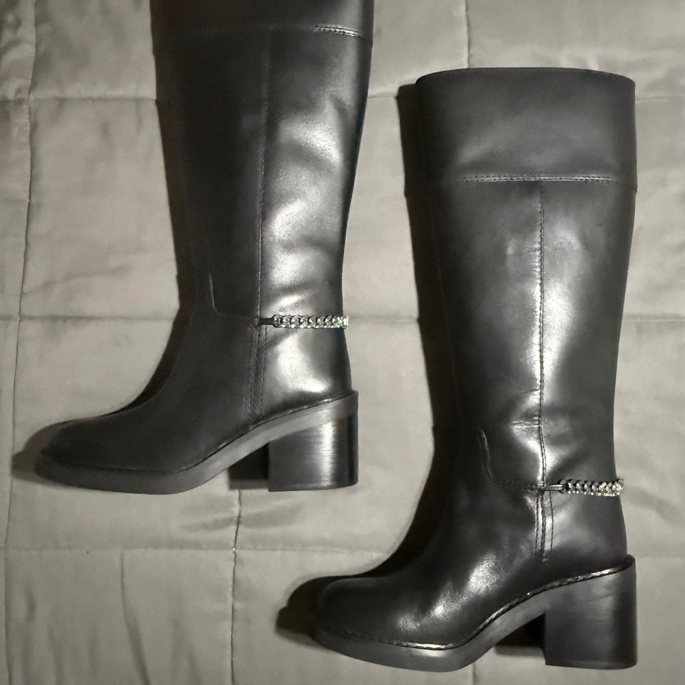 Michael Kors Carlisle Riding Boots